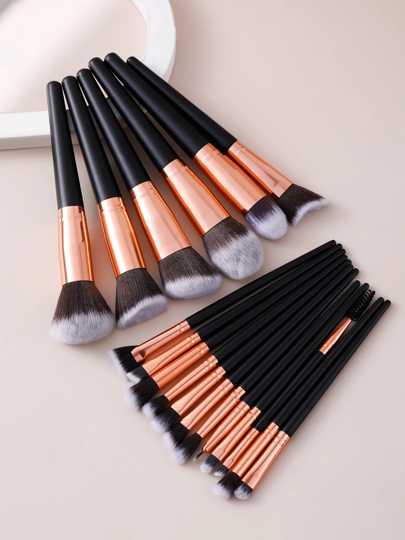 18pcs Soft Makeup Brush Set