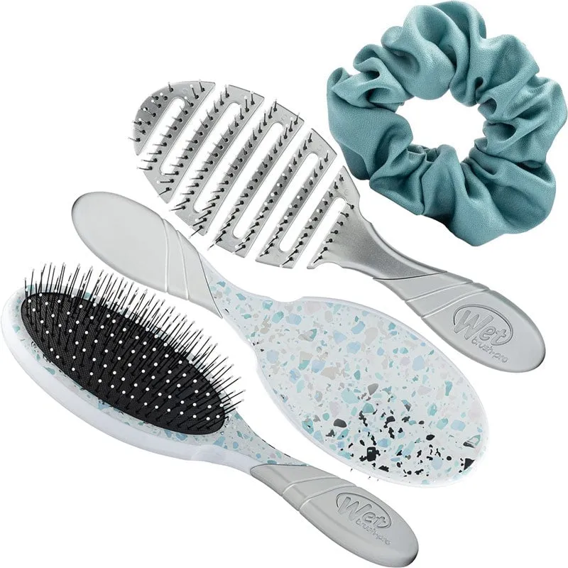 WETBRUSH PRO DETANGLER & FLEX DRY TERRAZZO GLAM KIT, 2 BRUSHES & SCRUNCHIE BLUE